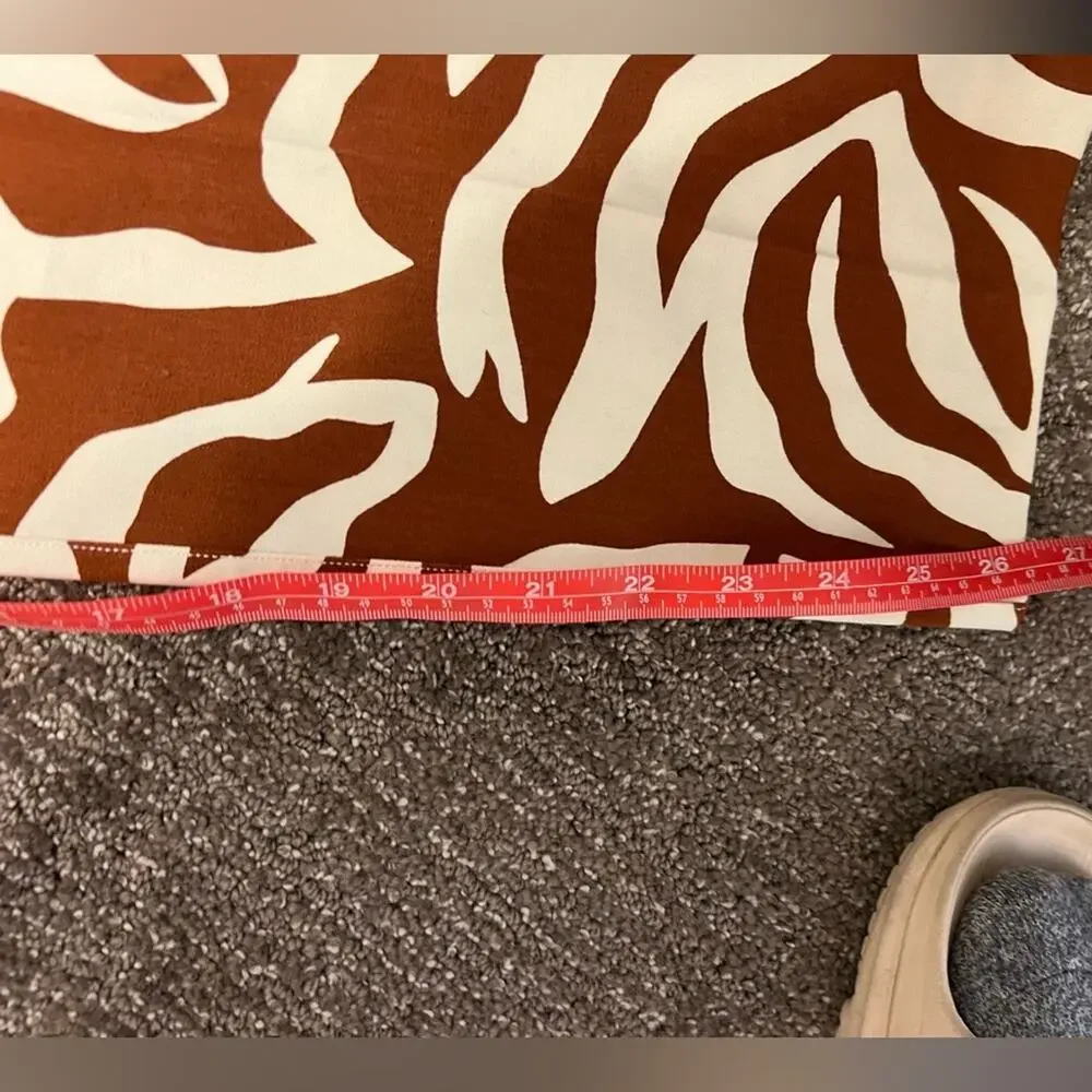 NWT Spanx On-the-Go Printed Ankle Slim Straight Pant - Picture 8 of 10